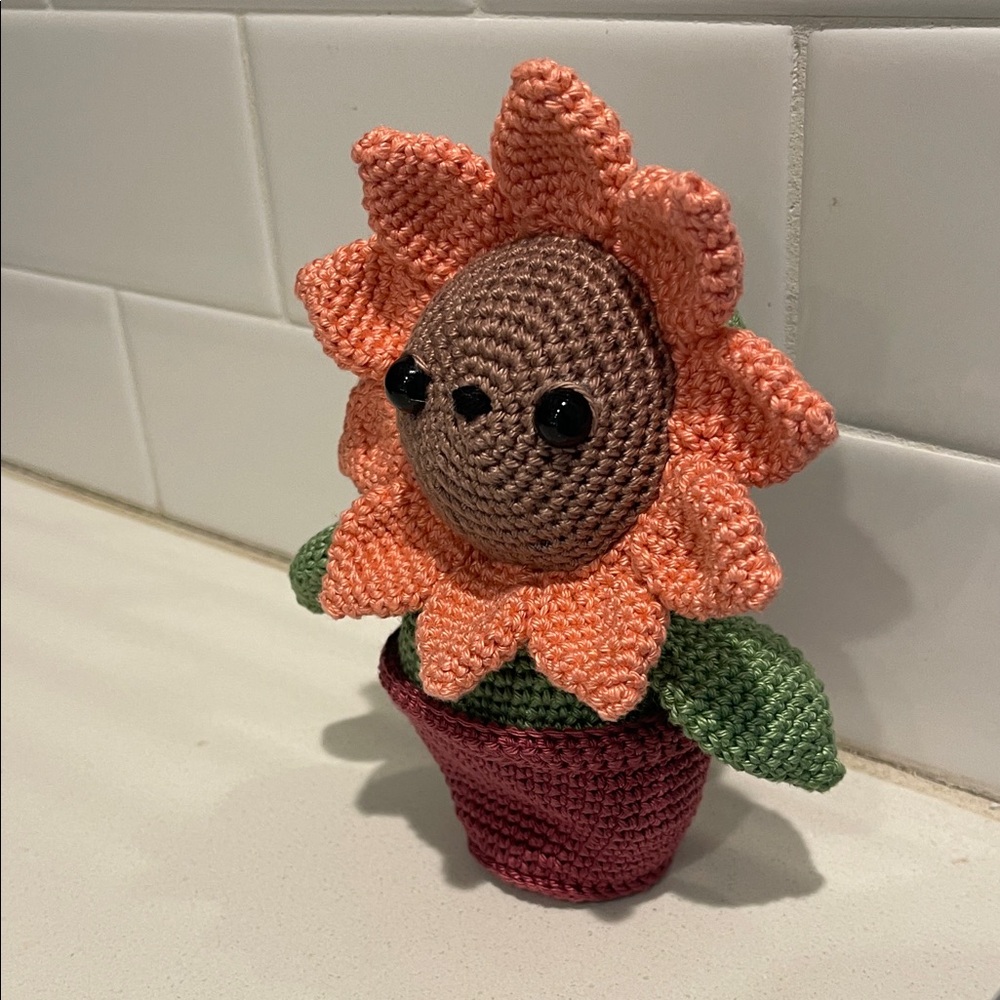 Flower Child Sunflower Bear Hand Crafted Figure and Pot Amigurumi Crochet Decor - Picture 5 of 13